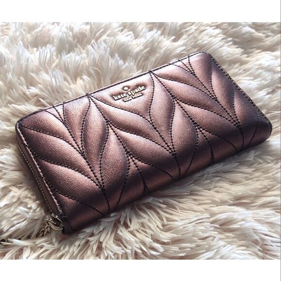 Kate Spade New York Briar Lane Quilted Neda Wallet - Picture 2 of 7